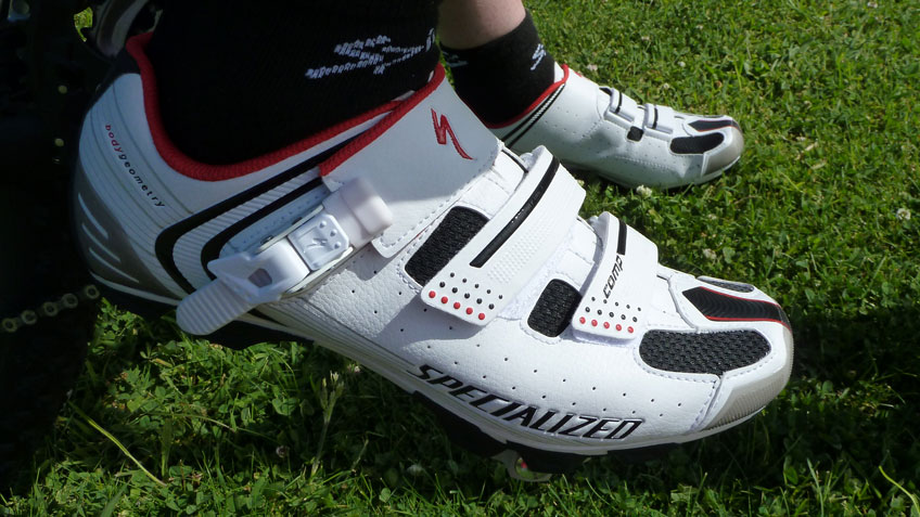 The Standarized Cycling Shoe Size Chart - Featured Picture - Athlete Audit